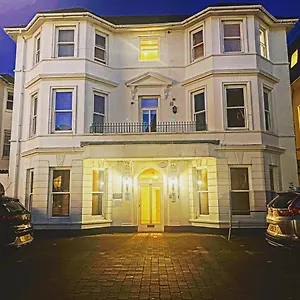 Luxury 2 Beds By The Sea Apartment Bournemouth